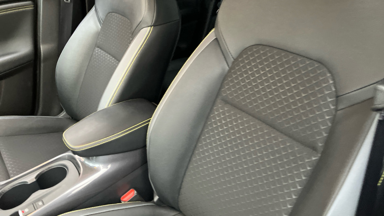 Nissan Juke 1.0 DiG-T 114 Kiiro 5dr DCT Petrol Hatchback